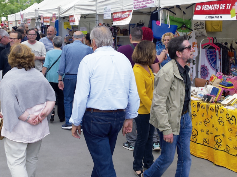 Durant els dies 3, 4 i 5 de juny, es va celebrar, a Plaça Catalunya, “Amb Gust Local, la primera fira comercial i gastronòmica del Prat.