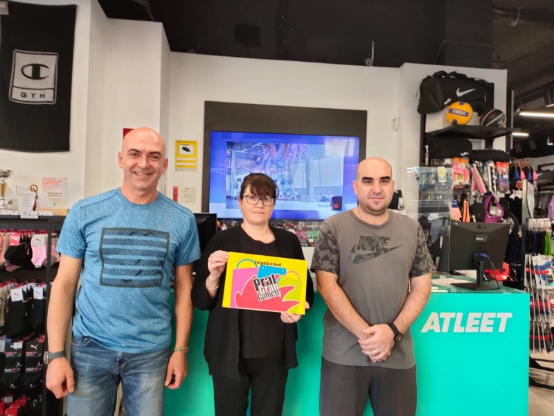 Les guanyadores de les dues entrades en el sorteig corresponent al mes d'octubre van correspondre a: