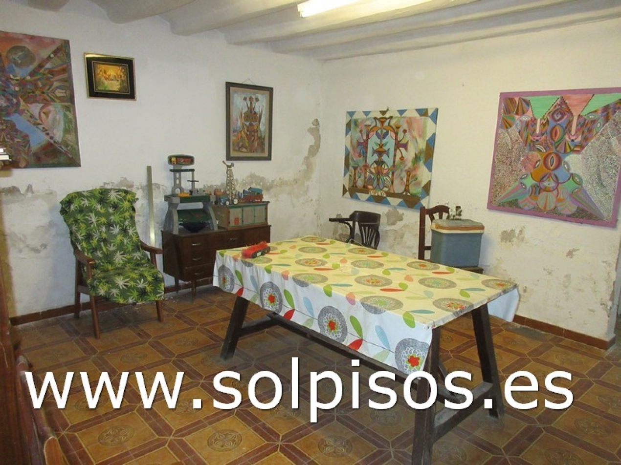 Casa per a rehabilitar. &nbsp; 170+50 5 1