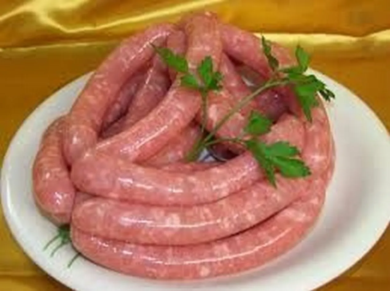 Servit en safata 500 gr.Preu kg. surt 9,90 €/kg