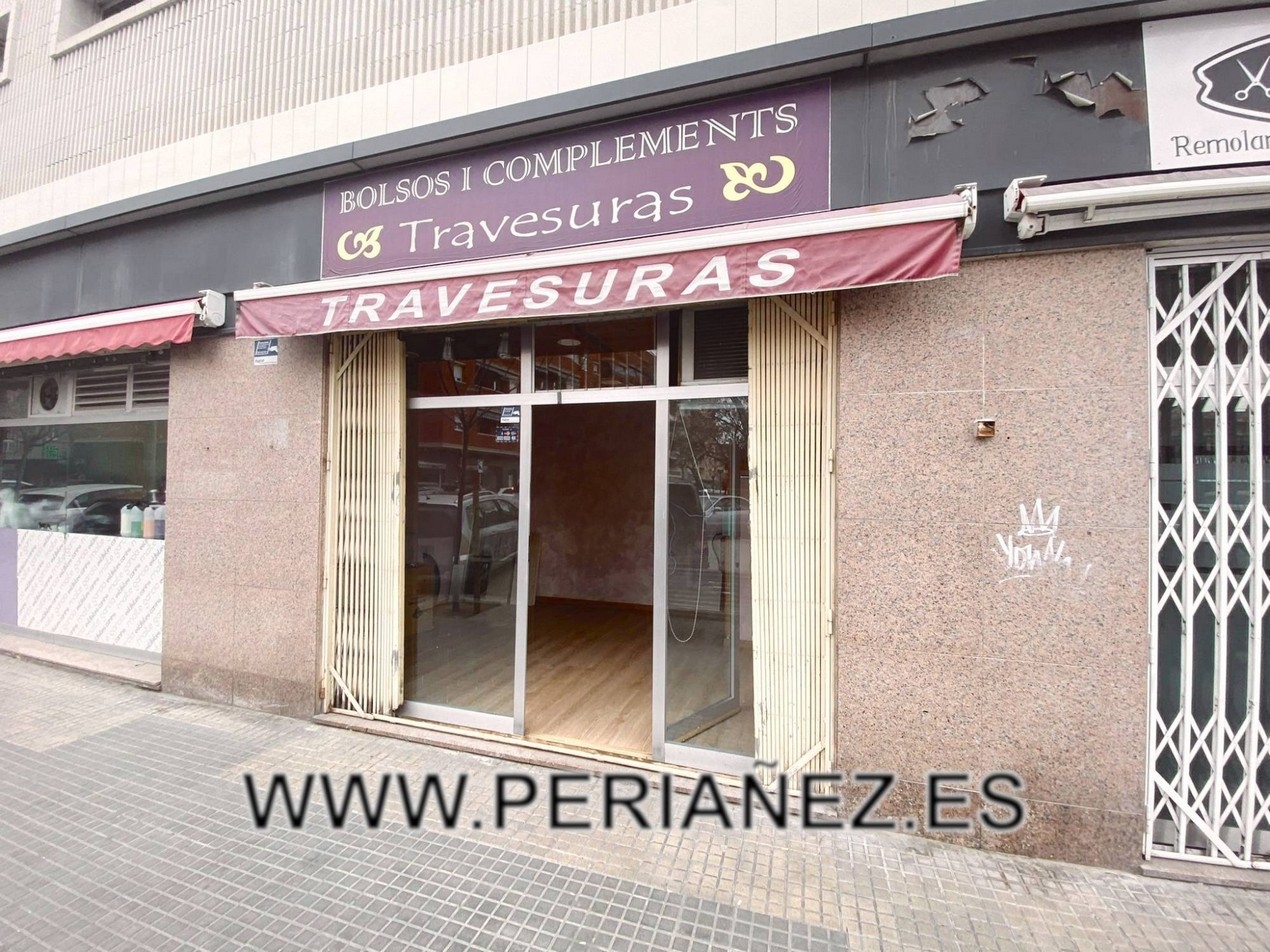 20M2 Local comercial. Per a petit negoci. Zona de pas.&nbsp; Climati metre bus menjar parc&nbsp;