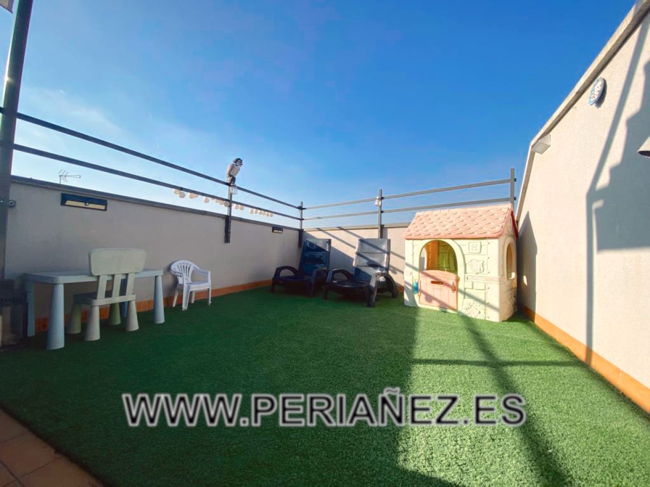 125M2 &Agrave;tic. Finca exclusiva. Exterior. Terrassa de 30m2. Possibilitat de parquing. 3&nbsp;&nbsp;hab&nbsp; 2&nbsp; wc&nbsp; &nbsp;terrassa&nbsp;&nbsp;climati&nbsp; p&agrave;rquing&nbsp; metre&nbsp;&nbsp;bus&nbsp;&nbsp;comerc&nbsp;&nbsp;prak&nbsp;Veure Pl&agrave;nol