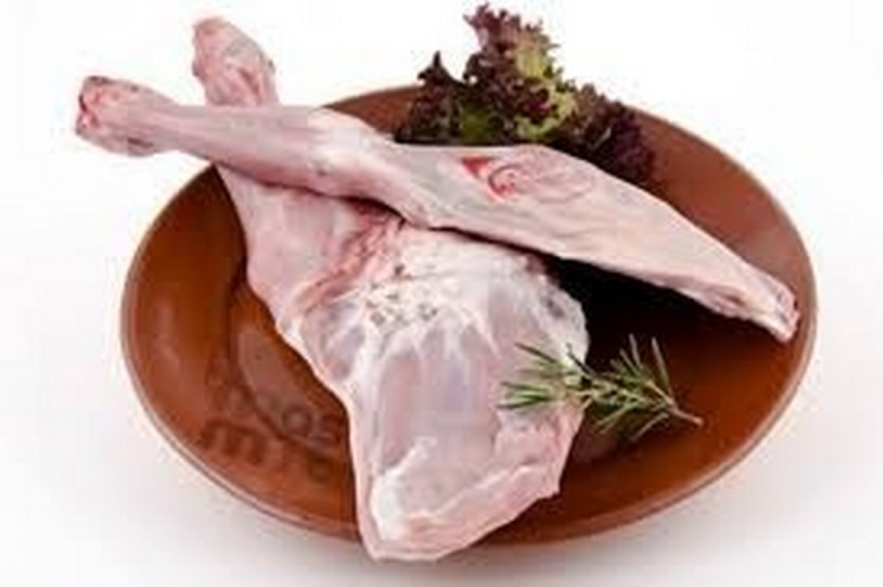 pes aproximat 400 gr.Servit en safata