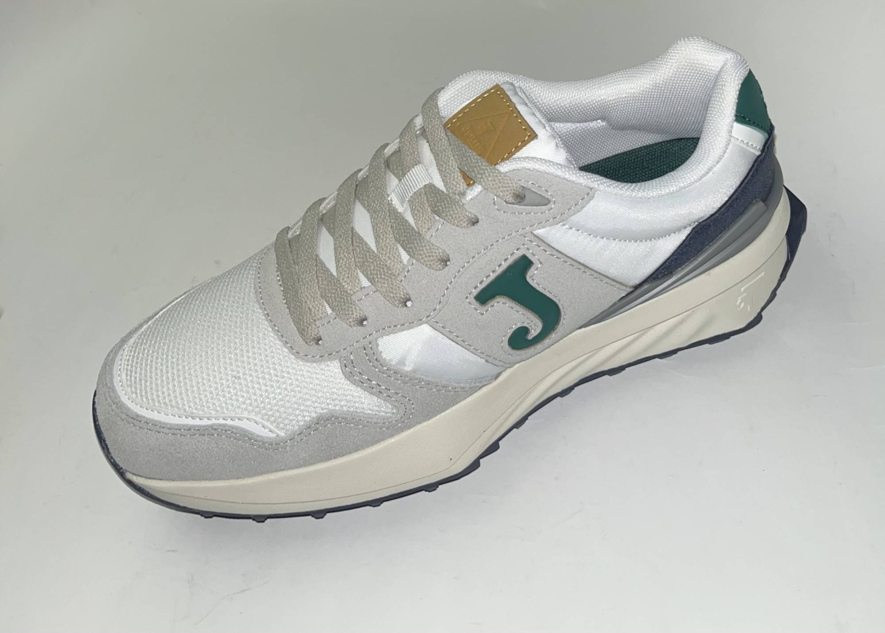 Sabatilles JOMA per a home en marí. D-114