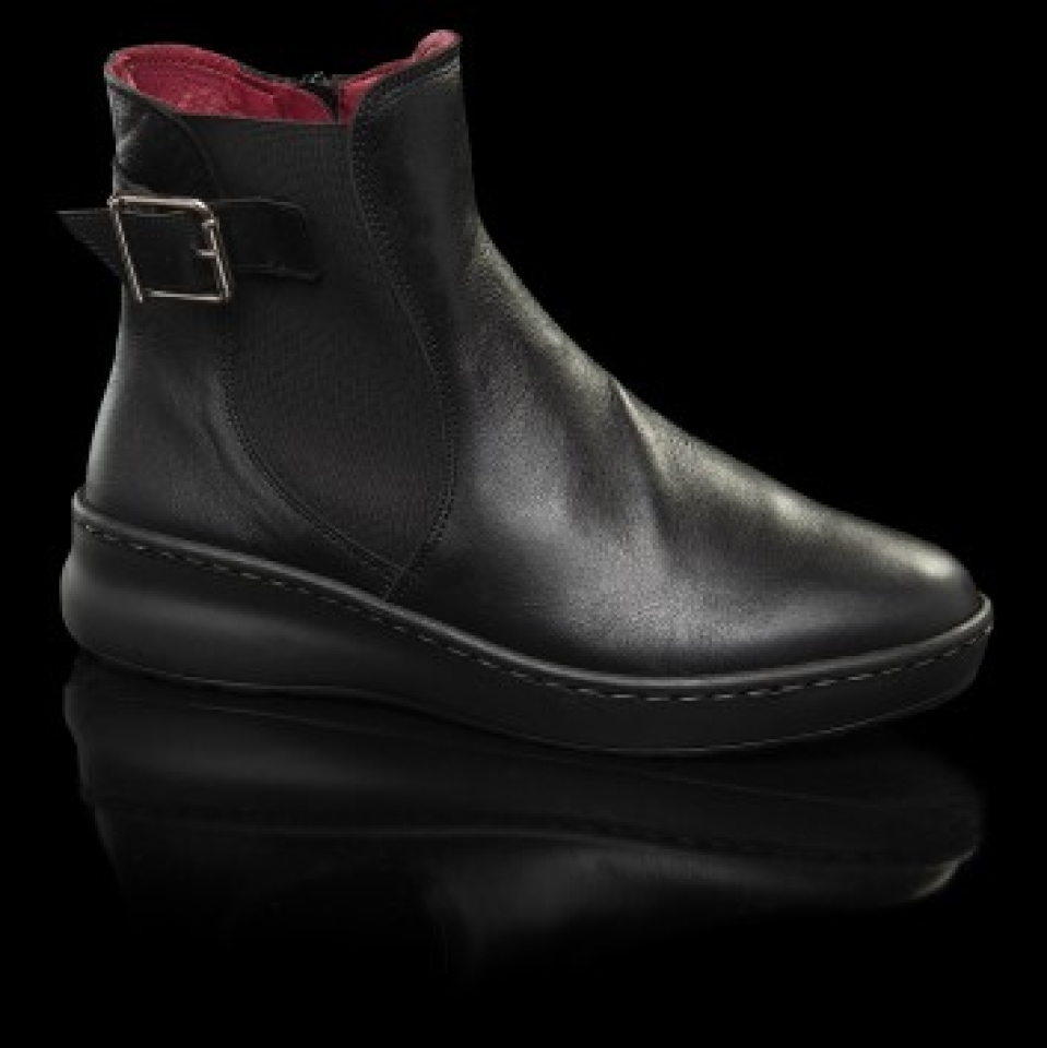 Botí per a dona casual en pell negra d'ERASESHOES 15019. M-223