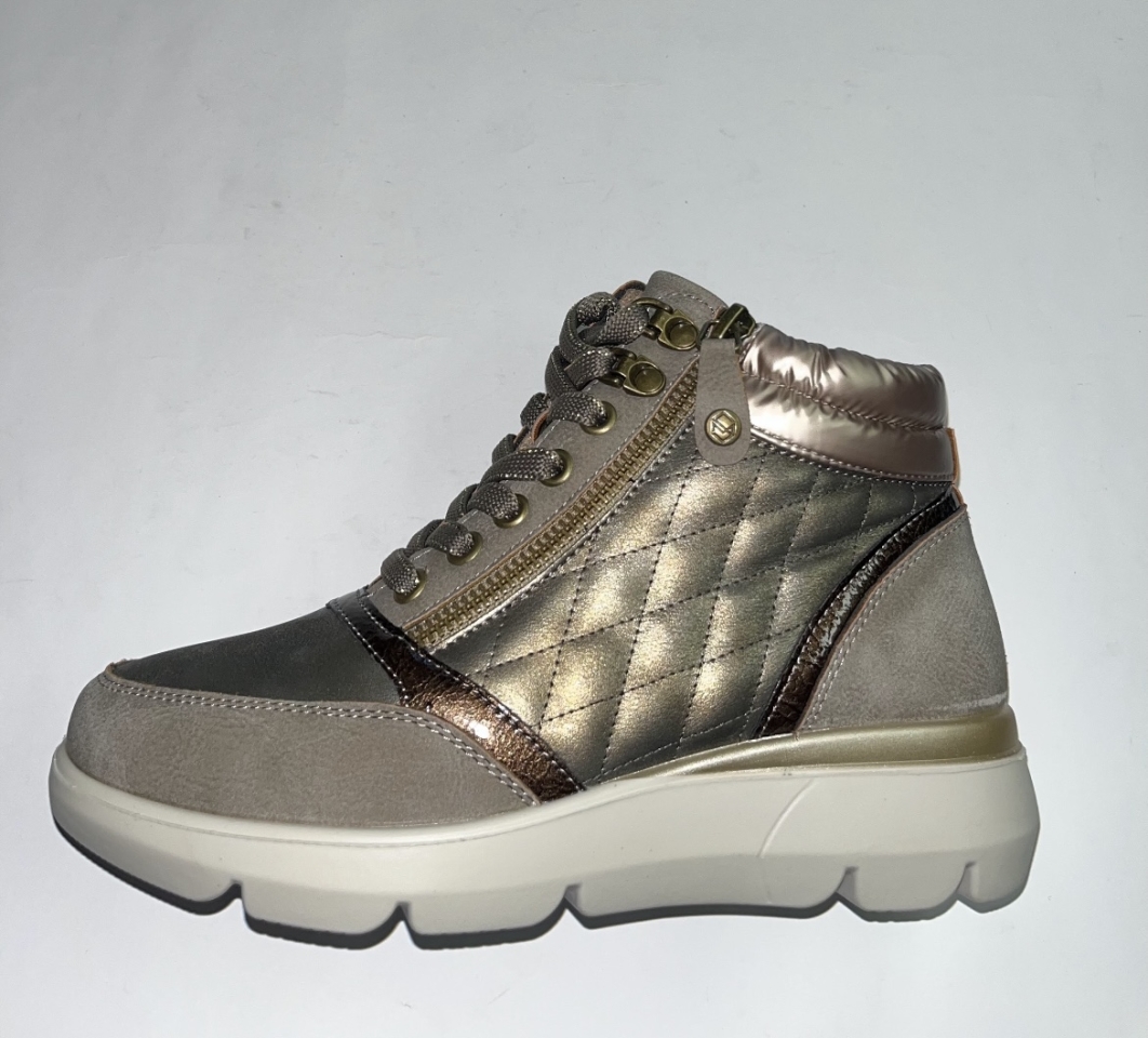 Botí esportiu per a dona amb cordó i cremallera en beix 25M671 de MYSOFT. M-696