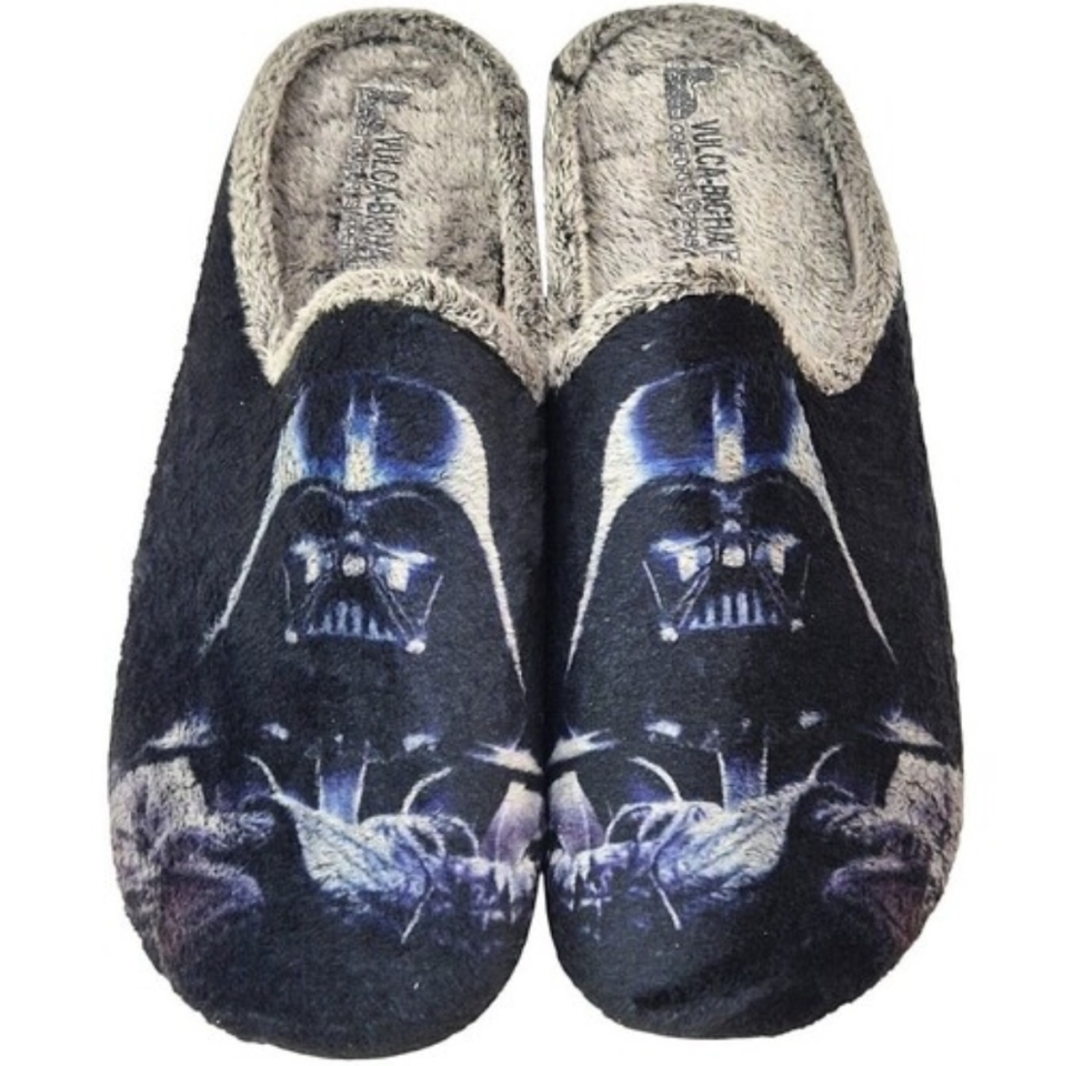 Sabatilles per a home amb dibuix de DARHT VADER de VULCA BICHA. T-695