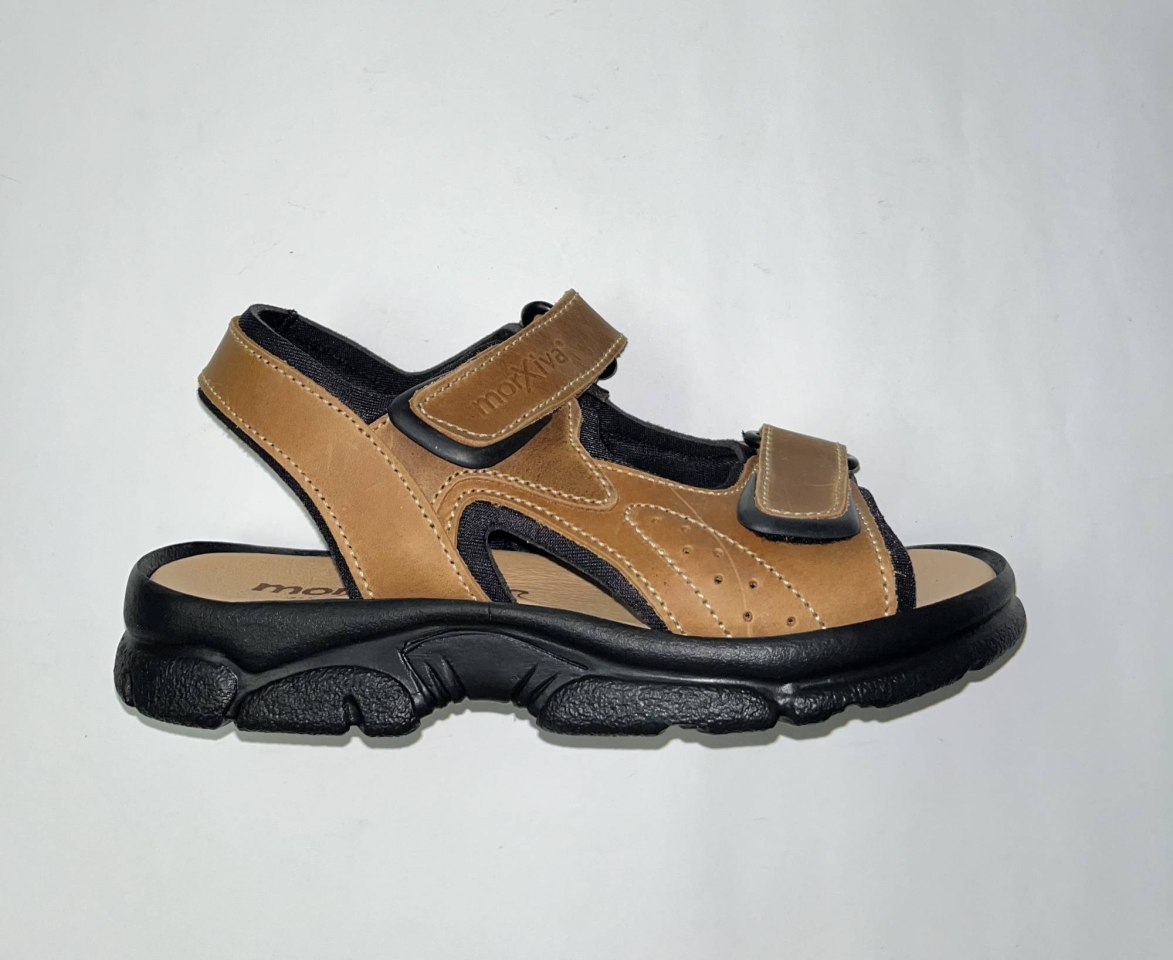 Sandàlia home tipus californiana en pell color cuir mod. 7010 de MORXIVA. H-393