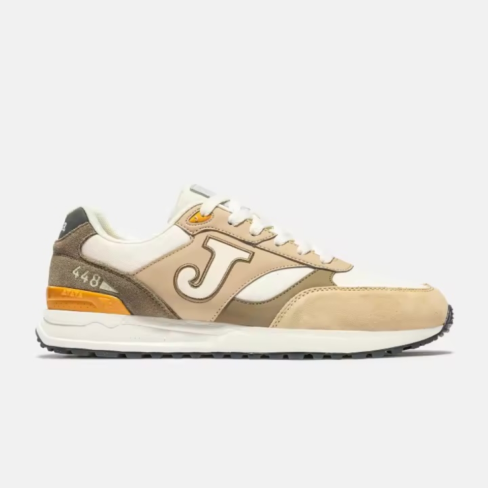 Esportius casuals per a home en beix 448 de JOMA. D-227