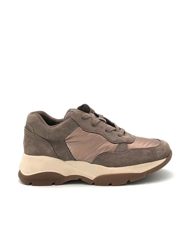 Sabata esportiva per a dona en marró i rosa K31270 de KELARA. M-435