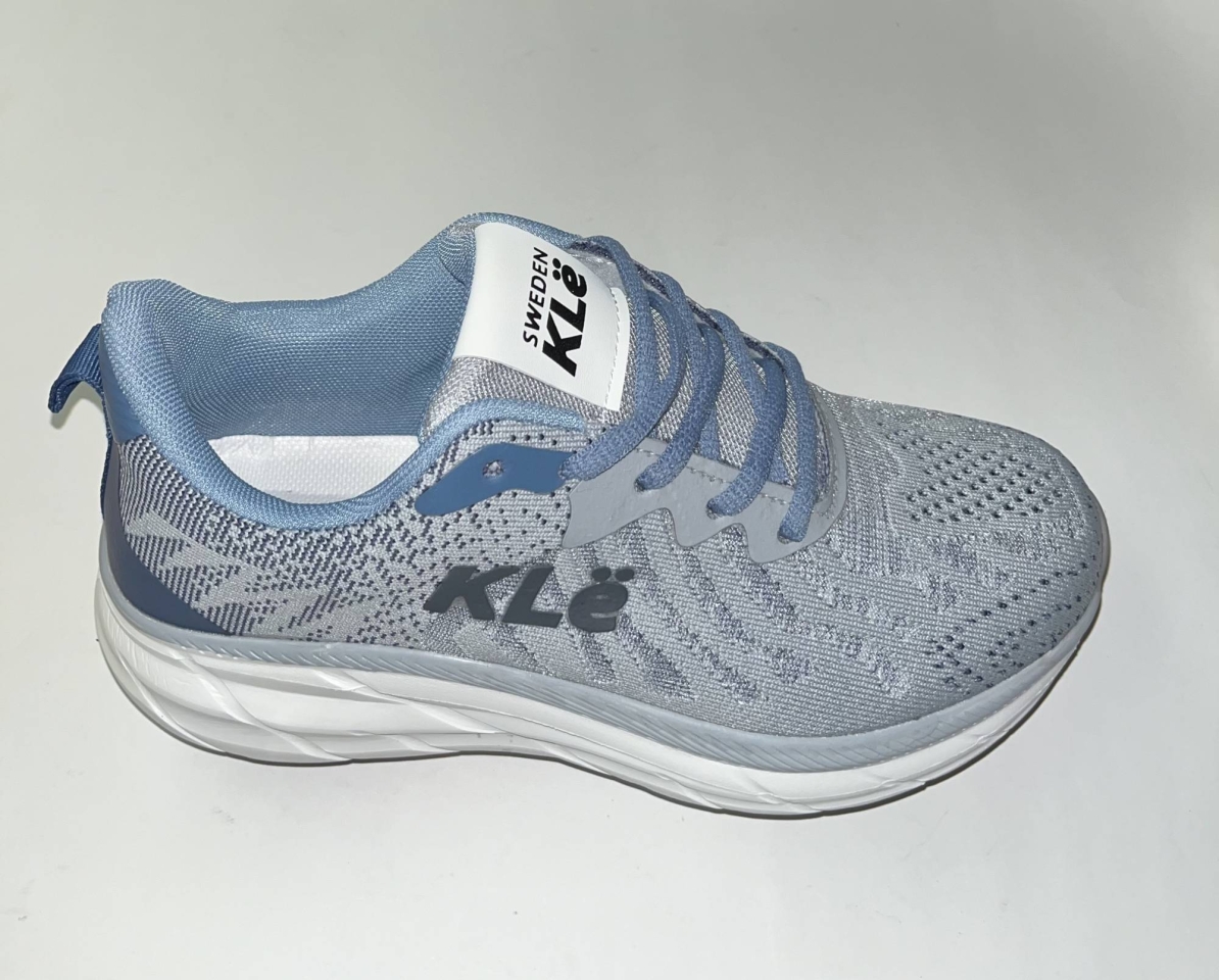 Esportives per a dona en tèxtil celeste Kelly de SWEDEN KLË. D-073
