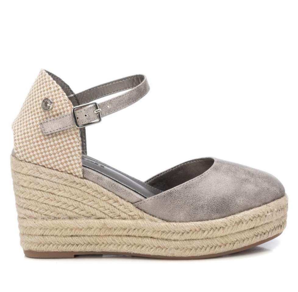 Valencianes amb tascó en taupe setinat 172782 de REFRESHOES. M-073