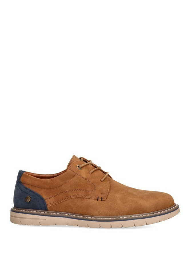 Sabata casual per a home amb cordons en color cuir d'ETIKA. H-420