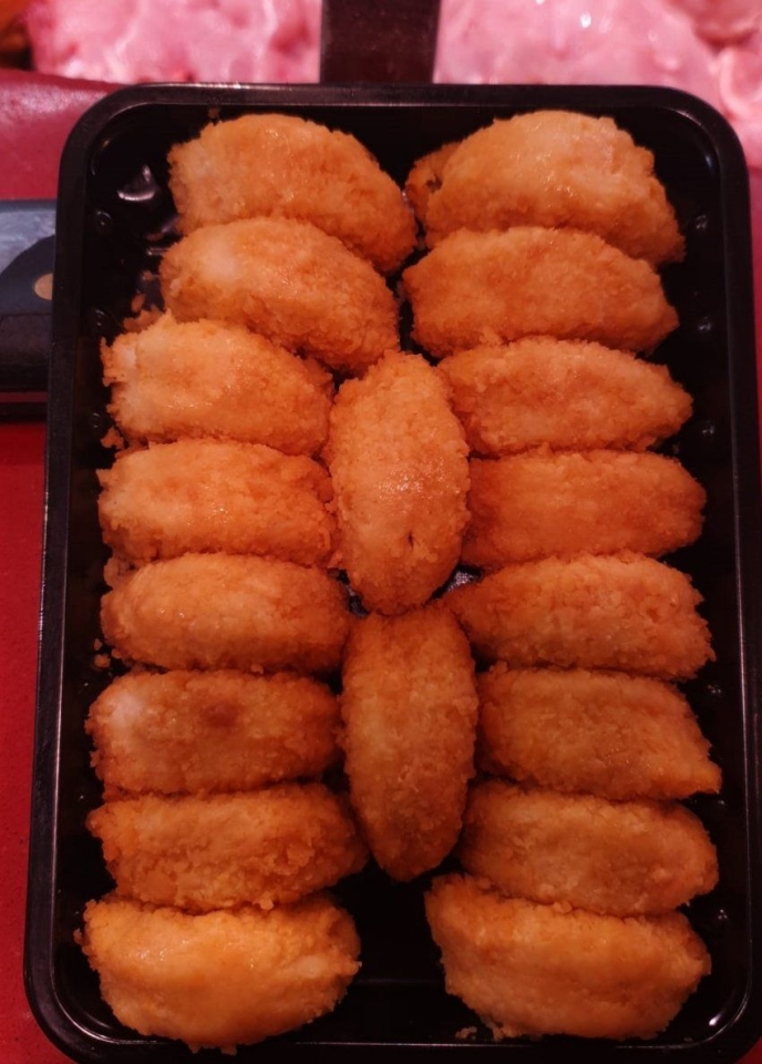 Servit en safata 500 gr. Preu kg. surt 9,90 €/kg