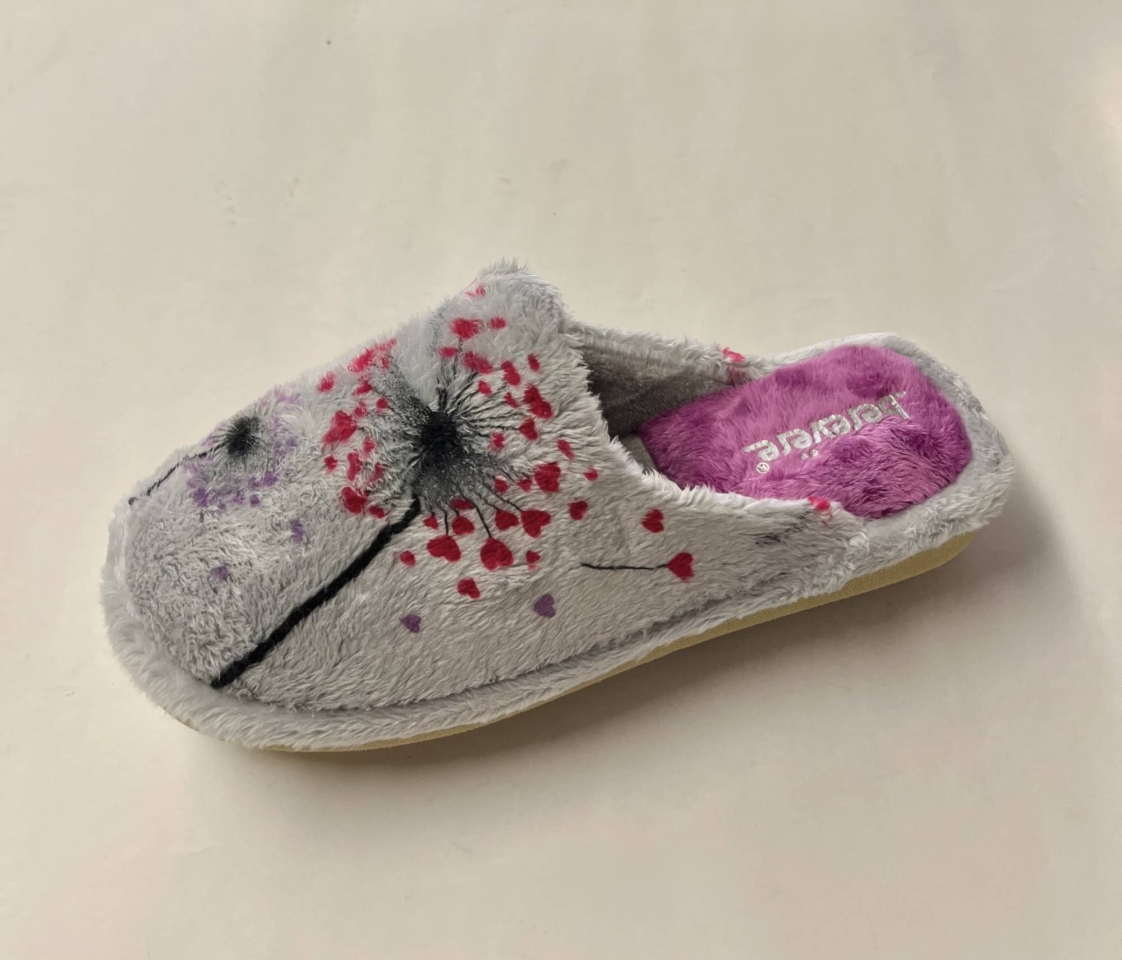 Sabatilles de casa d'hivern per a dona en grisa de BEREVERE. T-485