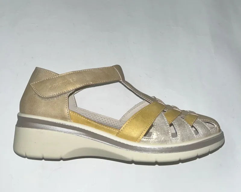 Sandàlia per a dona semitancada en mostassa i beix AMD30029 d'AMARPIES. M-051